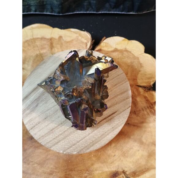 Rainbow Aqua Aura Quartz Crystal Cluster Points Titanium Coating .95lbs - Picture 15 of 16